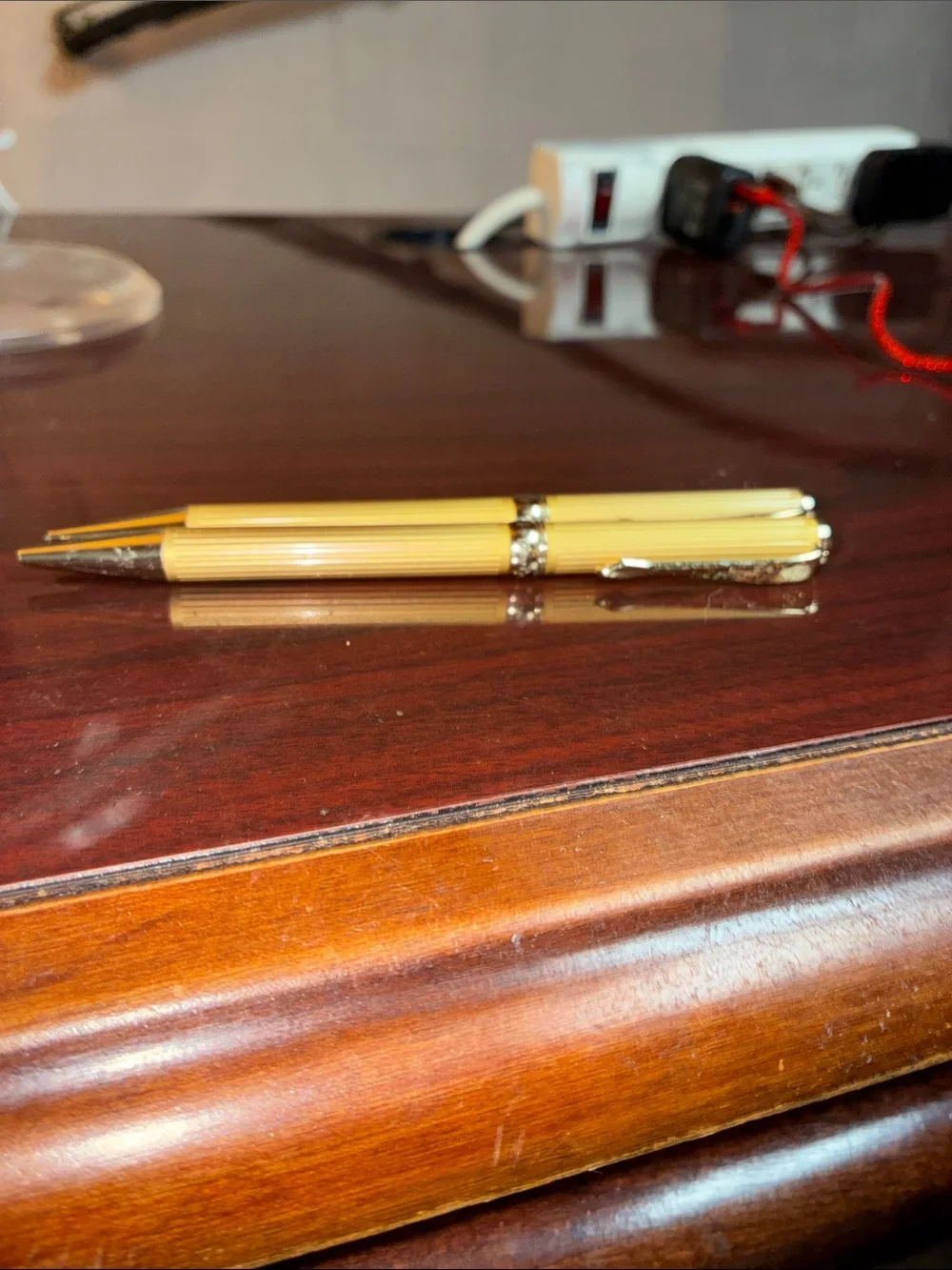 Classic Cream Pen Set - Elegant Home Office Writing Tools